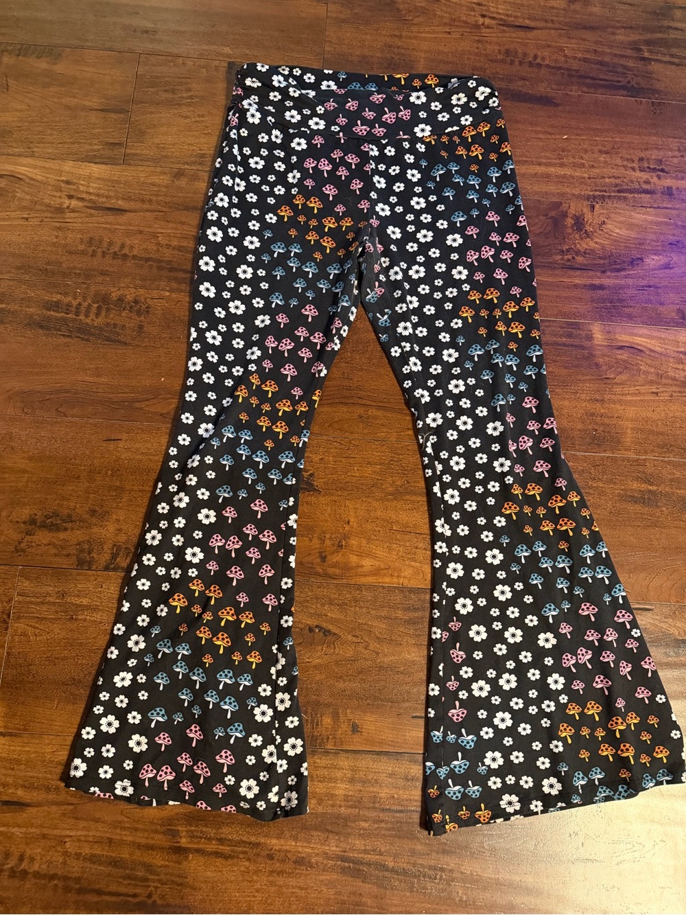 Black Floral & Mushroom Flared Leggings